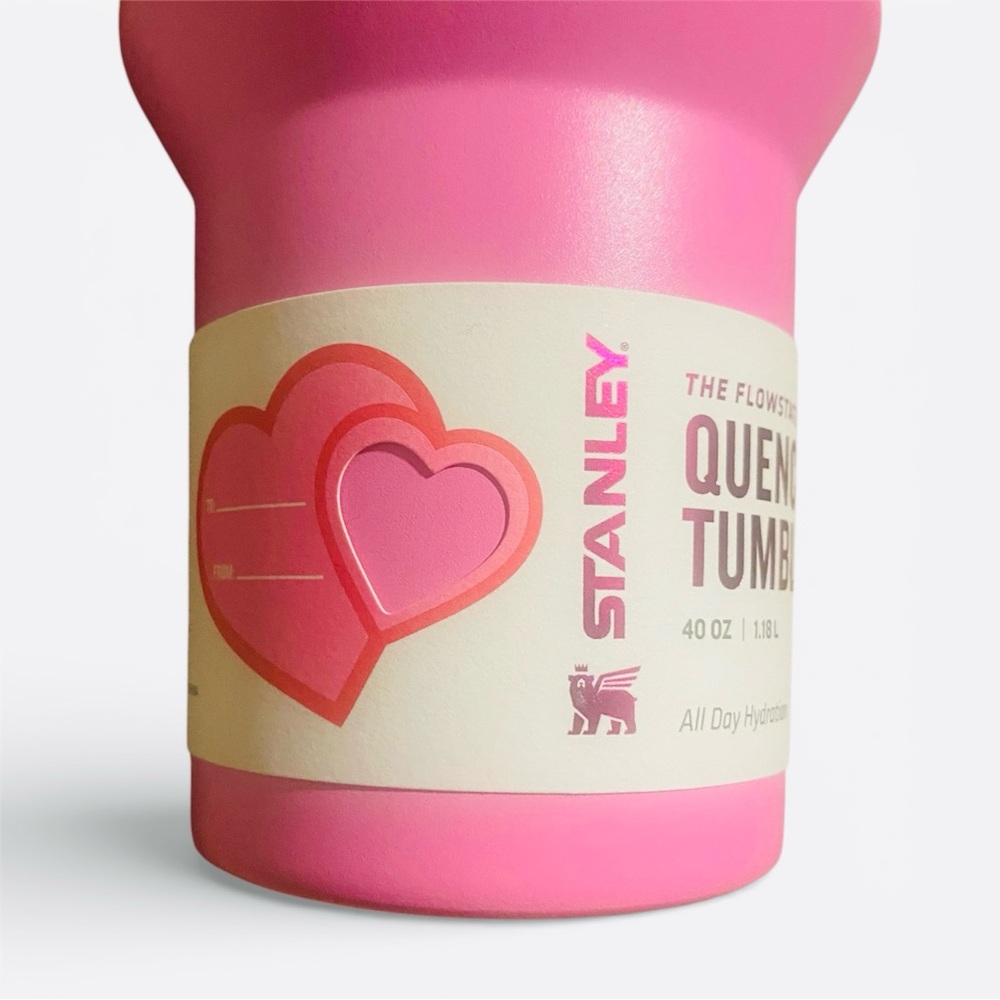NWOB Stanley X Target Exclusive Valentine's Day H2.0 40oz Quencher Tumbler - Picture 7 of 8
